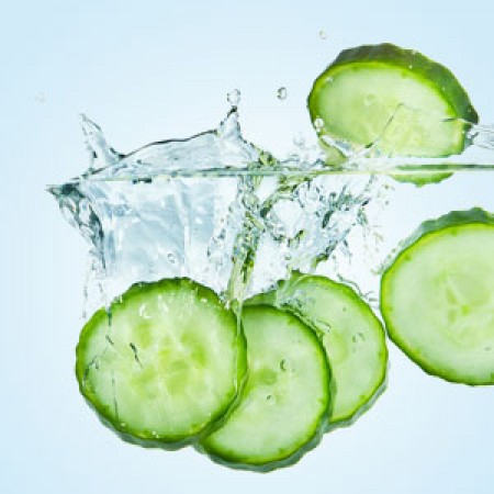 Cucumber Splash – ароматичне масло з огірковою свіжістю та квітково-фруктовими нотами Ароматичне масло Cucumber Splash від Nature's Garden Crafts – флакон та упаковка