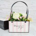 Флористична сумочка PRESENT FOR YOU, з ручкою, 22 см на 11 см на 12 см