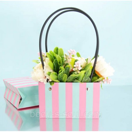 Флористична сумочка Bubble Gum з ручкою 16 см на 7 см на 10 см